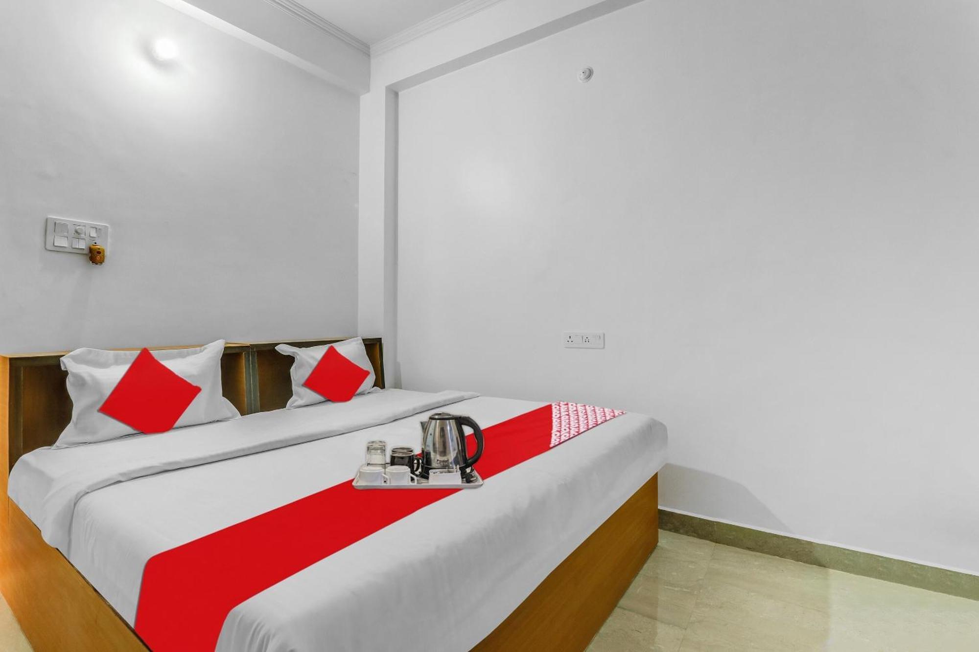 Oyo Flagship Royal Residency 3*