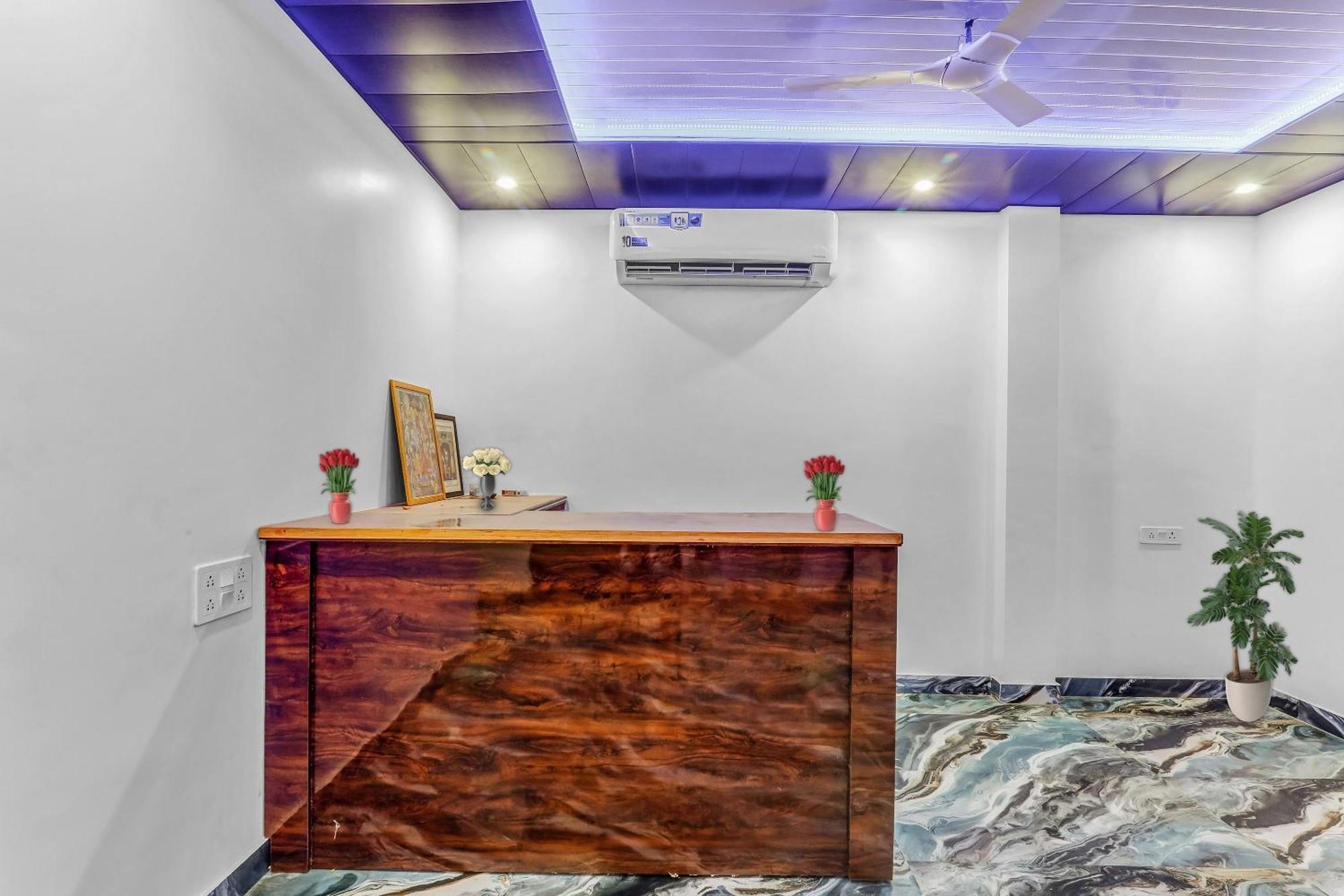 Oyo Flagship Royal Residency Hotel