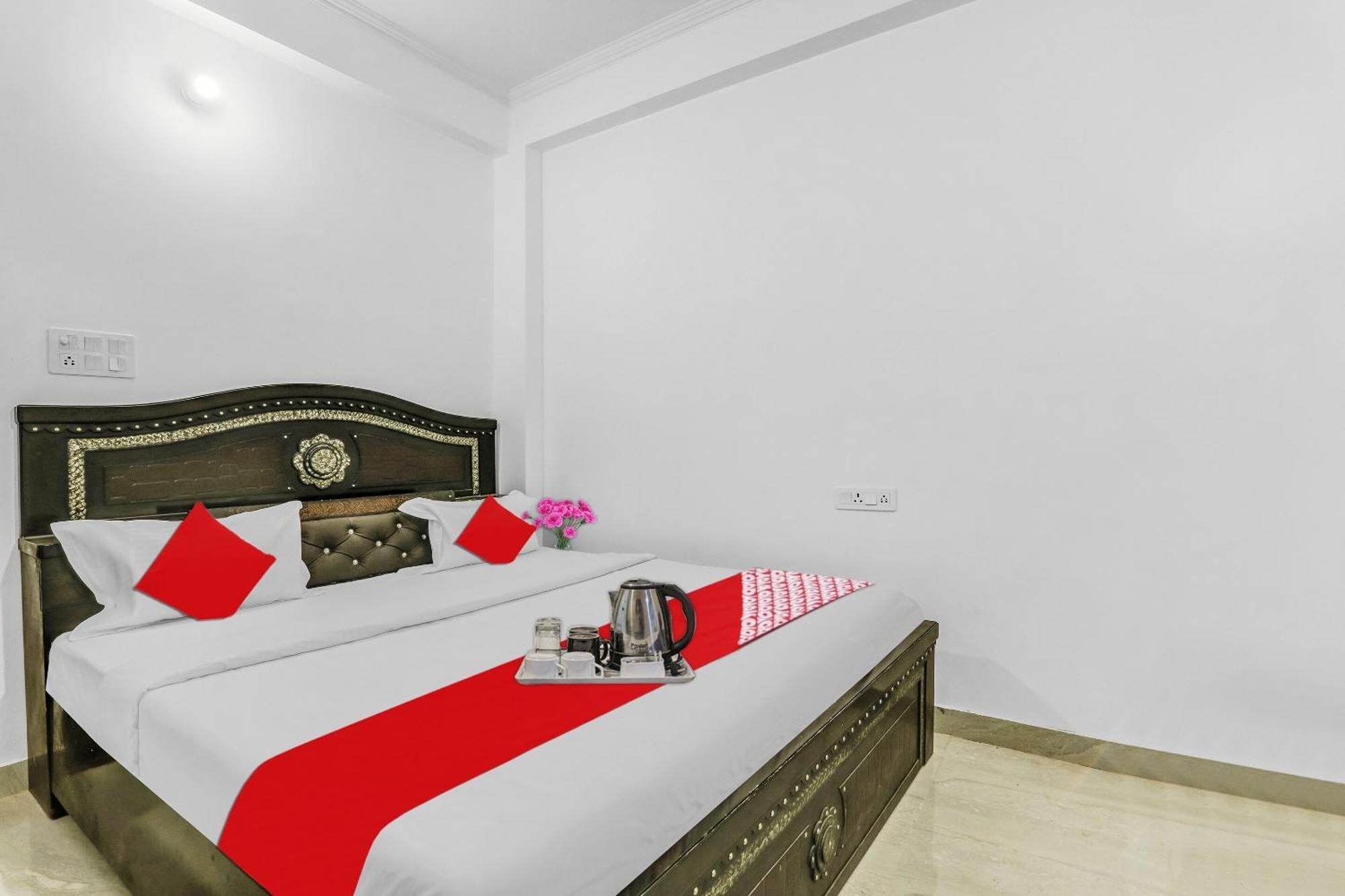 Hotel Oyo Flagship Royal Residency 3*