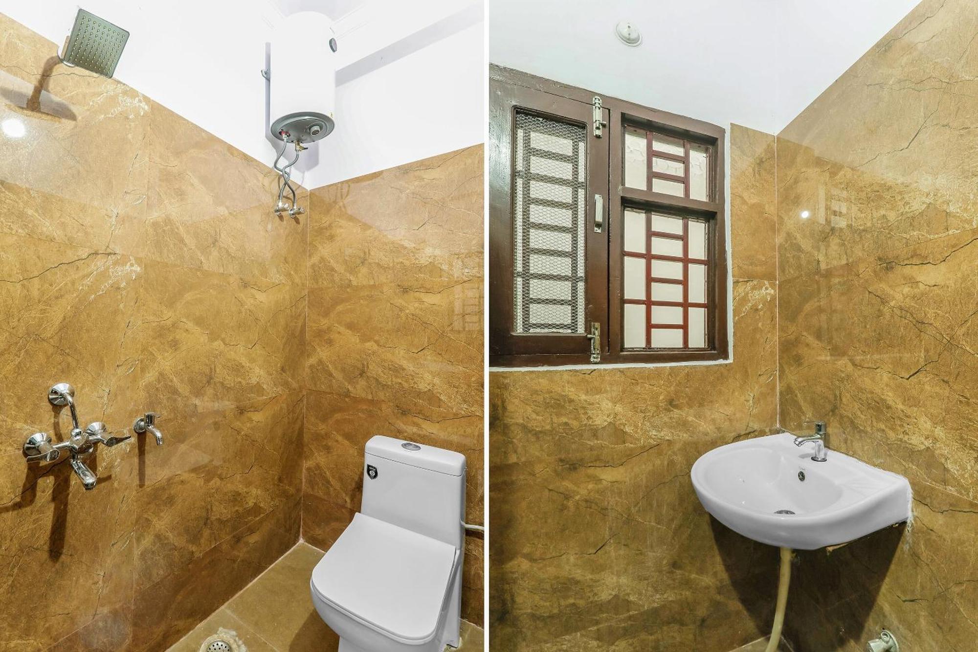 Hotel Oyo Flagship Royal Residency Lucknow