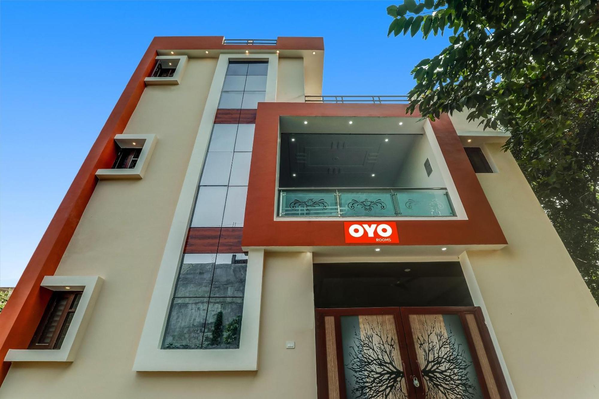 Oyo Flagship Royal Residency Hotel 3*